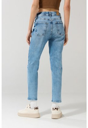 PANTALON KOAJ JEAN MOM STA 25043 3/25