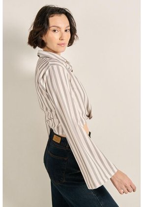 BLUSA KOAJ CROP ML 8696 2/24