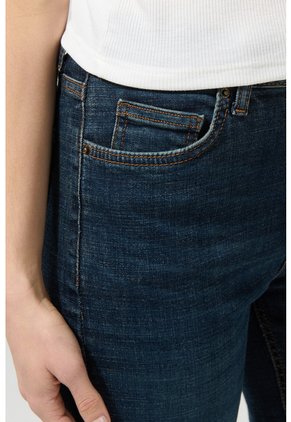 KOAJ PANTALON KOAJ JEAN STRAIGHT LEG 27321 3/25
