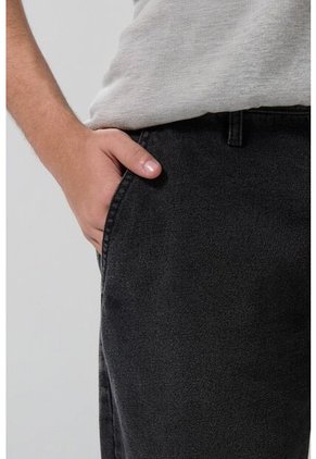 PANTALON KOAJ JEAN SKATER 23947 M 2/25