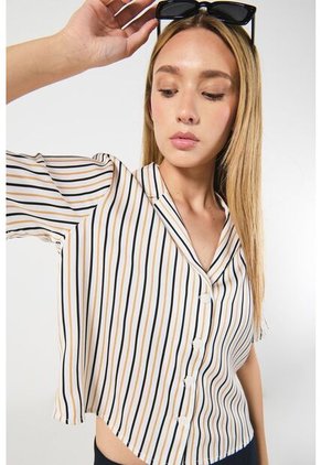 BLUSA KOAJ RESORT MC  6863 3/24