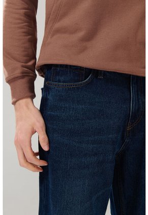 KOAJ PANTALON KOAJ JEAN BAGGY 29702 4/25