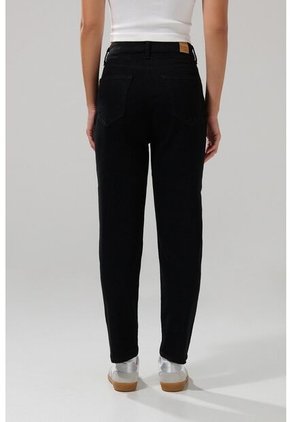 KOAJ PANTALON KOAJ JEAN MOM STA 29012 4/25