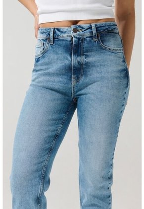 KOAJ PANTALON KOAJ JEAN MOM STA 26770 3/25