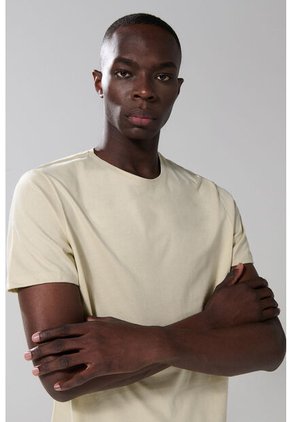 CAMISETA KOAJ MAKFI 20804 1/25