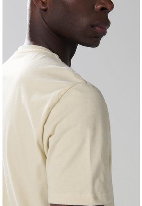 CAMISETA KOAJ MAKFI 20804 1/25