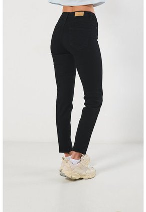 KOAJ PANTALON KOAJ JEAN PUSH UP FB 18623 4/24