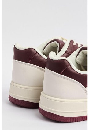 KOAJ ZAPATOS KOAJ SKT URBANO M 8348 3/24