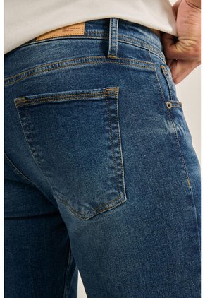 KOAJ PANTALON KOAJ SLIM 8986 2/24