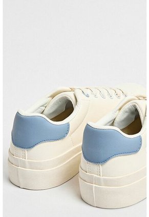 KOAJ ZAPATOS KOAJ URBANO F 19129 3/25