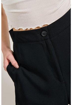 KOAJ SHORT KOAJ MODA 9478 1/24