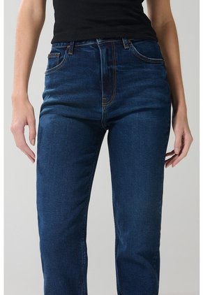 KOAJ PANTALON KOAJ JEAN MOM STA 22827 2/25