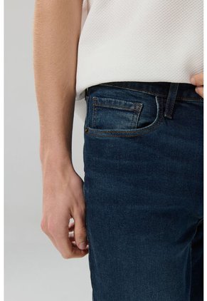 KOAJ PANTALON KOAJ JEAN STRAIGHT LEG 29453 4/