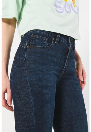 KOAJ PANTALON KOAJ PUSH UP FB 15052 4/24