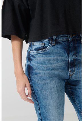 KOAJ PANTALON KOAJ JEAN MOM STA 22457 1/25