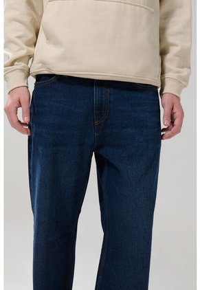 KOAJ PANTALON KOAJ JEAN BAGGY 28207 4/25