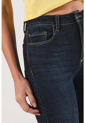 KOAJ PANTALON KOAJ JEAN JEGGING STA 18665 4/2