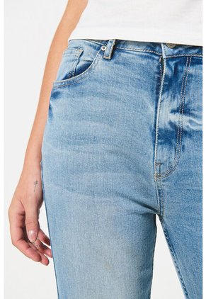 KOAJ PANTALON KOAJ JEAN MOM STA 13678 3/24