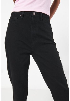 KOAJ PANTALON KOAJ JEAN MOM STA 13461 4/24