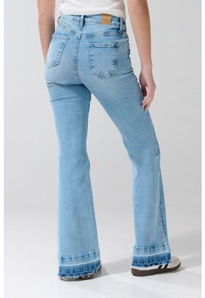 KOAJ PANTALÓN KOAJ FLARE 25592  M 3/25