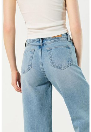 KOAJ PANTALON KOAJ JEAN OPEN LEG 12086 3/24