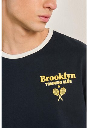 KOAJ CAMISETA KOAJ 9843 2/24