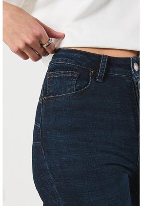 KOAJ PANTALON KOAJ PUSH UP FB 17434 4/24