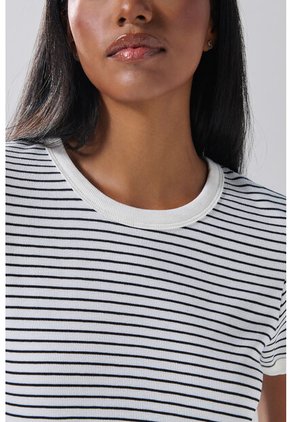 KOAJ CAMISETA KOAJ EAGLY 31704 2/26