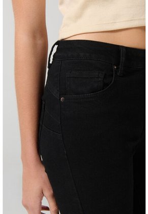 PANTALON KOAJ JEAN PUSH UP 25317 3/25