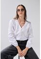 KOAJ Blusa Crema  Manga Larga, Con Encaje Y Botones de Koaj