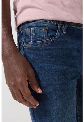 KOAJ PANTALON KOAJ JEAN  SKINNY FIT 24831 3/2