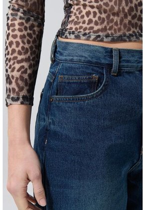 KOAJ PANTALON KOAJ JEAN BAGGY 28064 3/25