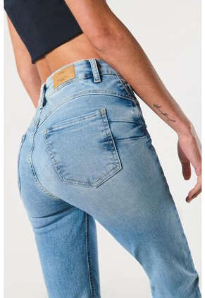 KOAJ PANTALON KOAJ PUSH UP FB 17433 4/24