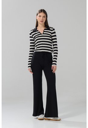 KOAJ PANTALON KOAJ FLARE MODA 28124 4/25