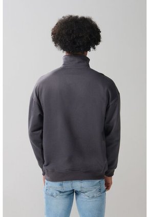 KOAJ SUETER KOAJ TOMJEK 15674 4/24