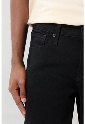 KOAJ PANTALON KOAJ JEAN SLIM 20953 1/25