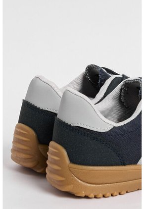 KOAJ ZAPATOS KOAJ URB TN M 20620 3/25