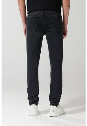 PANTALON KOAJ JEAN SLIM 26018 3/25