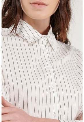 KOAJ-BLUSA KOAJ NINHA 15 4/20