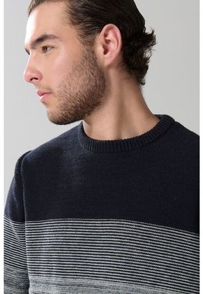 KOAJ SUETER KOAJ TYRBUR 23756 2/25