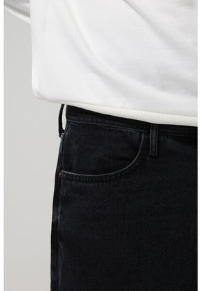 KOAJ PANTALON KOAJ CARGO 28643 M 4/25