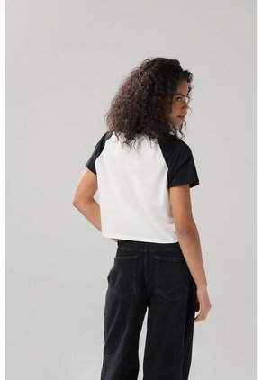 KOAJ CAMISETA KOAJ AGORY 28763 4/25