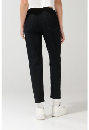 PANTALON KOAJ JEAN MOM STA 25047 3/25