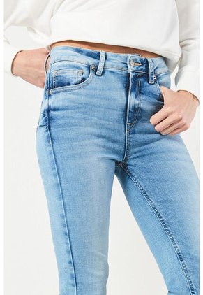 KOAJ PANTALON KOAJ PUSH UP FB 13011 3/24