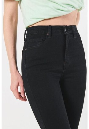 KOAJ PANTALON KOAJ JEAN JEGGING STA 14439 4/24
