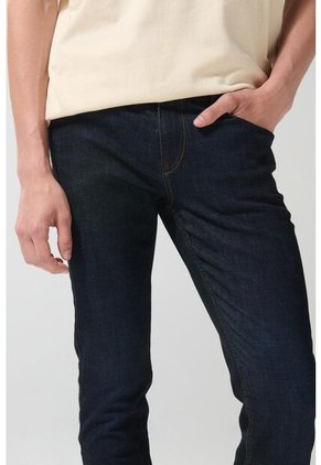 KOAJ PANTALON KOAJ JEAN  SKINNY FIT 23809 2/25