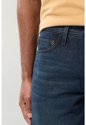 KOAJ PANTALON KOAJ JEAN SLIM 20945 1/25