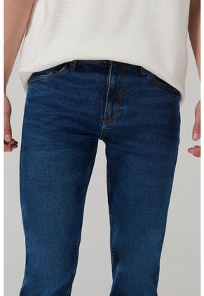 KOAJ PANTALON KOAJ JEAN SLIM 29704 4/25