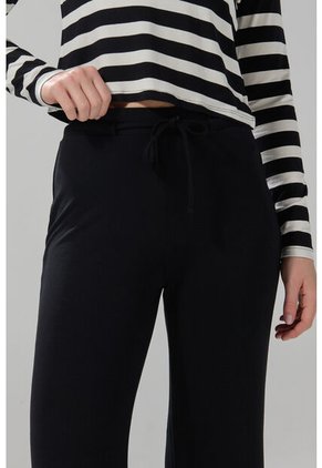 KOAJ PANTALON KOAJ FLARE MODA 28124 4/25