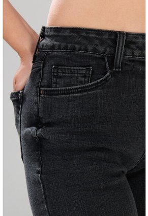 KOAJ PANTALON KOAJ JEAN STRAIGHT LEG 29452 4/